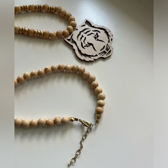 Bead Necklace - Picture 2 of 4